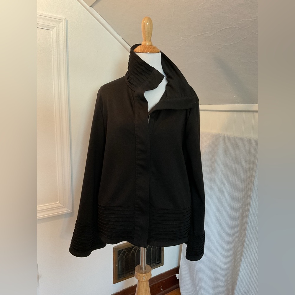 Fabulous Focus Lifestyle Spring/Summer/Fall Jacket